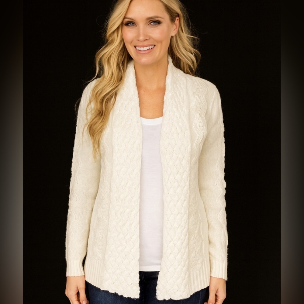 Fossil Women’s Cardigan M Ivory Cable Knit Soft Wool Blend Cottage Style 256
